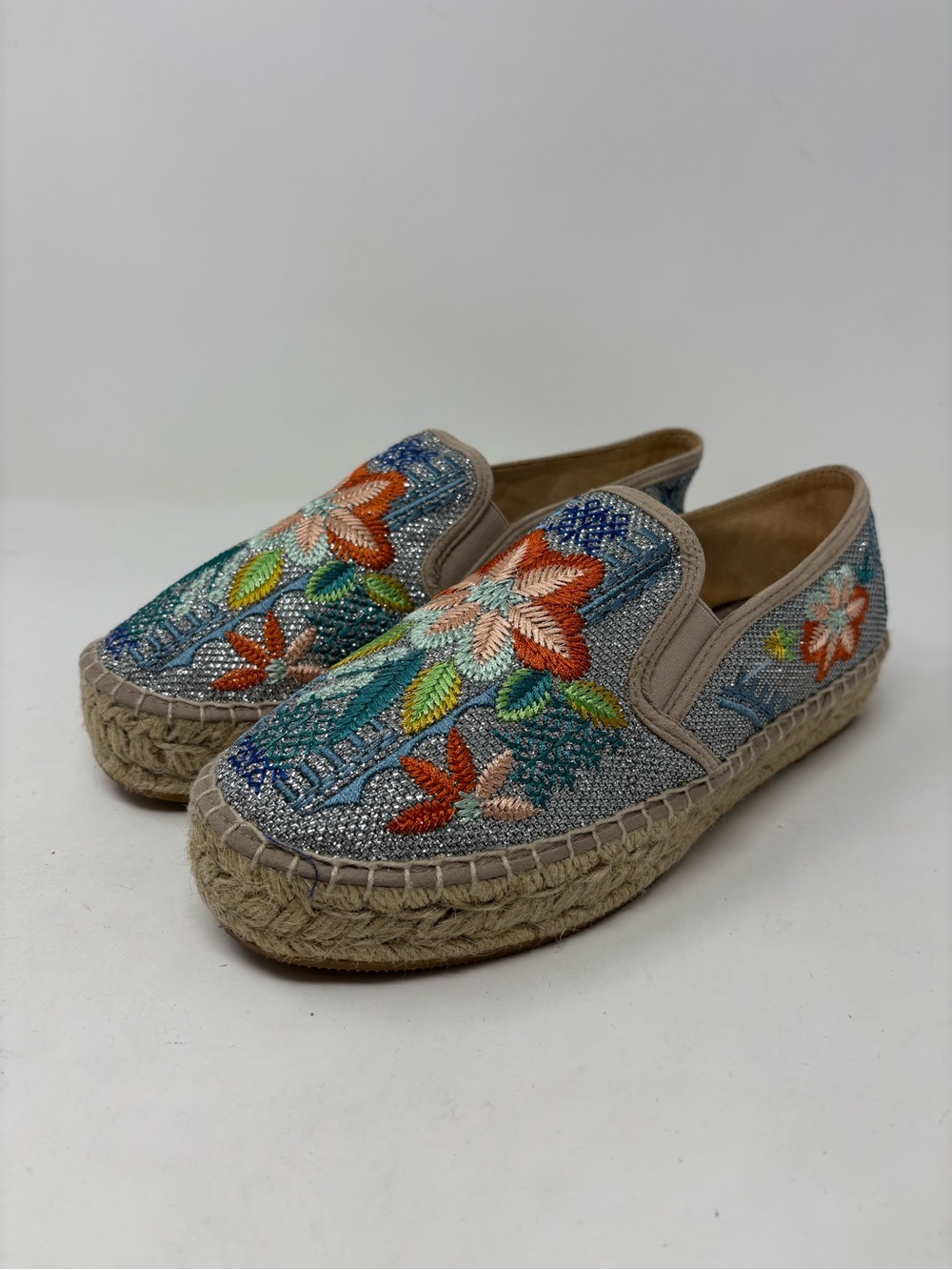 NWOT JOHNNY WAS ELYSIA METALLIC FLORAL EMBROIDERED PLATFORM ESPADRILLES SIZE 40